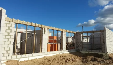 Nuo ko pradėti sienos mūro darbus?