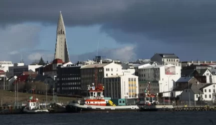 Islandijoje kelių statybos projektai stringa dėl elfų teises ginančių aktyvistų