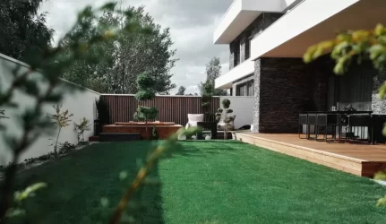 Aplinkos apželdinimo darbai
