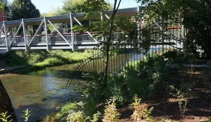 Vilnelės pakrantės aptvėrimas