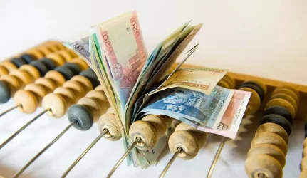 Ar gali tekti mokėti parduoto buto komunalinius mokesčius?