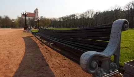 Vilniuje jau išvežta beveik 3 tūkst. tonų smėlio, sutvarkyta apie 60 proc. bendrų miesto teritorijų