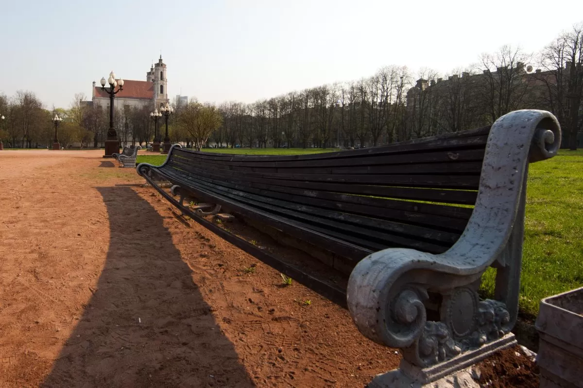 Vilniuje jau išvežta beveik 3 tūkst. tonų smėlio, sutvarkyta apie 60 proc. bendrų miesto teritorijų