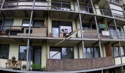 Renovacija įstrigo dėl balkonų