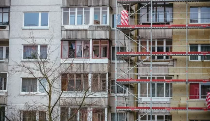 Pratęstas valstybės papildomos paramos renovacijai teikimas