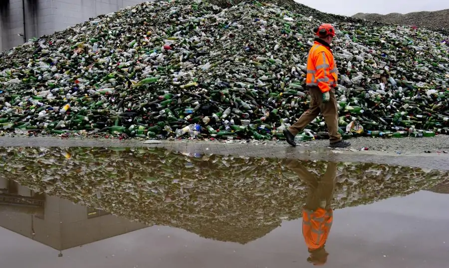 Atliekų vadyba 2030+. Kur atves augantys atliekų kalnai?