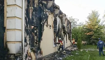 Senelių namų gaisre žuvo 17 žmonių