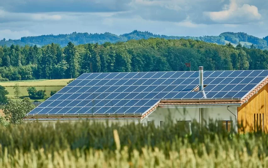 Daugiau galimybių elektros energiją gaminantiems vartotojams