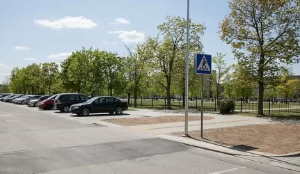 Automobilių stovėjimo vietos