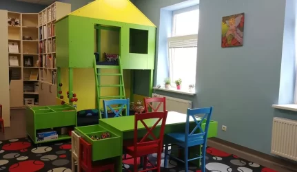 Grigiškėse duris atvėrė renovuota biblioteka: siūlo paskaityti daugiau nei 12 tūkst. leidinių