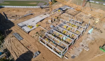 Pašilaičiuose sparčiai statoma mokykla – kitąmet Vilniuje iškils 3 naujos mokyklos