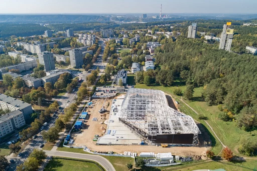 Lazdynų baseino statybos pristabdytos dėl rangovo kaltės – bus skelbiamas naujas konkursas