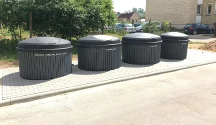 Vyksta pusiau požeminių atliekų surinkimo konteinerių aikštelių įrengimas