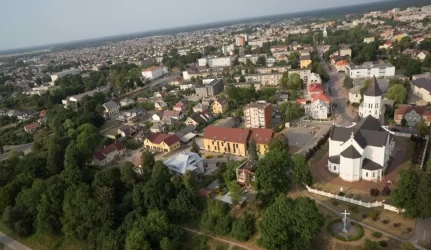 Bus atnaujinta dar daugiau viešųjų pastatų ir gatvių apšvietimo sistemų