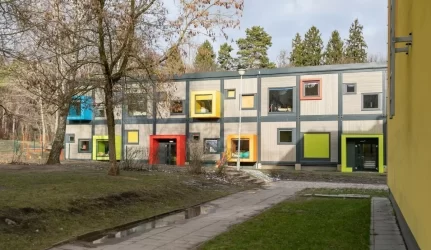 Vilniuje veikia 6 nauji moduliniai darželiai – sukurta daugiau kaip 600 vietų mažiesiems vilniečiams