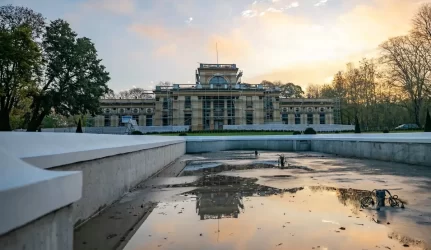 Trakų Vokės dvaro sodybos atgimimas: pradedamas dvaro pastato fasadų ir interjero tvarkybos etapas
