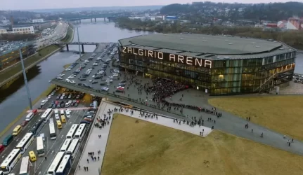 Oficialu: simboliniu kapsulės įkasimu pradėtos naujo vandens sporto centro statybos Kaune