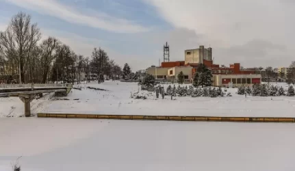 Panevėžys atsinaujina! Tvarkoma Panevėžio bendruomenių rūmų aplinka
