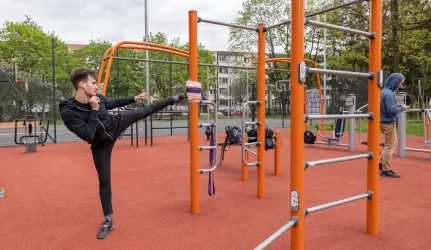 Atsinaujinančiame Žirmūnų trikampyje – moderni sporto infrastruktūra gyventojams