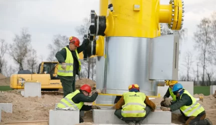 Pradedamas paskutinis sudėtingas dujų jungties su Lenkija statybų etapas