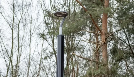 Startavo „Vilniaus apšvietimas“ pilotinis projektas: pradedami testuoti du autonominiai išmanūs šviestuvai