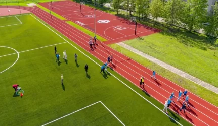 Vilniaus savivaldybė pasirašė sutartis dėl 10 sporto aikštynų atnaujinimo ir pradeda darbus