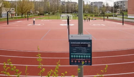 Mokyklos stadionų remontas