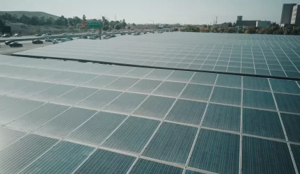 Pratęsiamas išlaidų kompensavimo prašymų teikimo terminas saulės elektrinės daliai iš saulės elektrinių parkų įsigyti