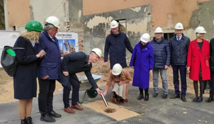 Lietuvos zoologijos sode įkasta rekonstrukcijos darbų kapsulė