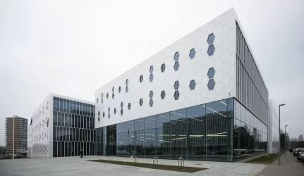 Reynaers aliuminio langai, stiklo fasadai konstrukcijos: VU biblioteka, Gyvybės mokslų centras, FTMC