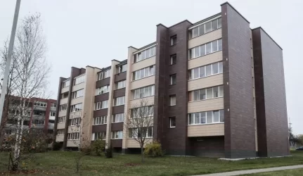 Daugiabučių renovacijos rinkoje – 150 statybos bendrovių