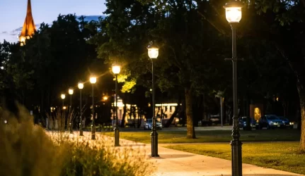 gatvių apšvietimo mažinimas