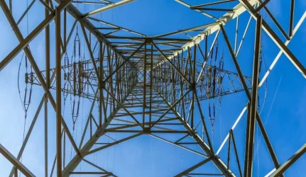 Pritarta elektros energijos dalies kainos kompensavimui visiems nebuitiniams vartotojams