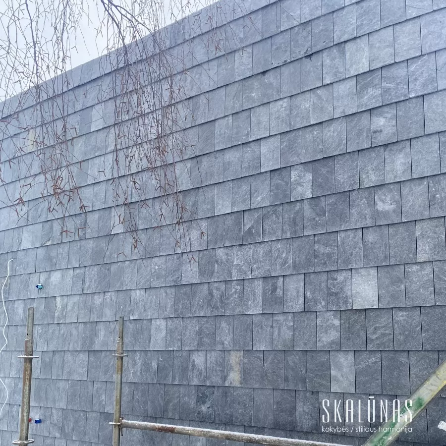 akmens plytelės fasadams