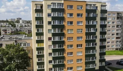Pastatų fasadų atnaujinimas skydais