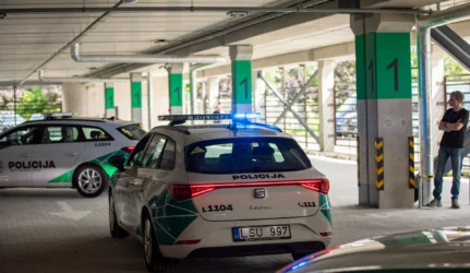 Automobilių stovėjimo aikštelė