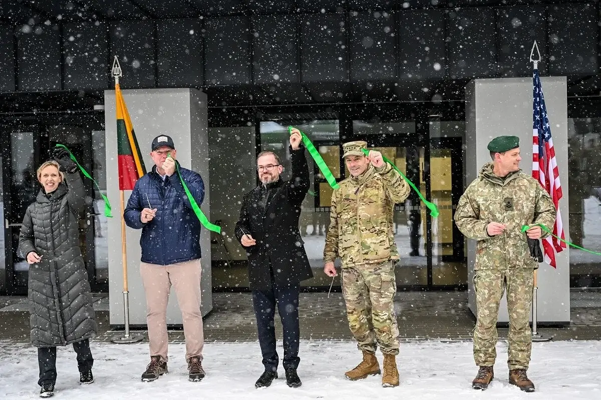 Karinė infrastruktūra