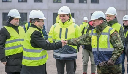 Krašto apsaugos ministras Robertas Kaunas (KAM – A. Pliadžio nuotr.)