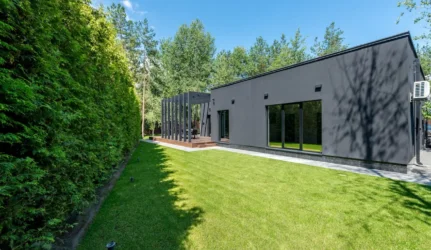 Gyvenamojo namo statyba sodo sklype