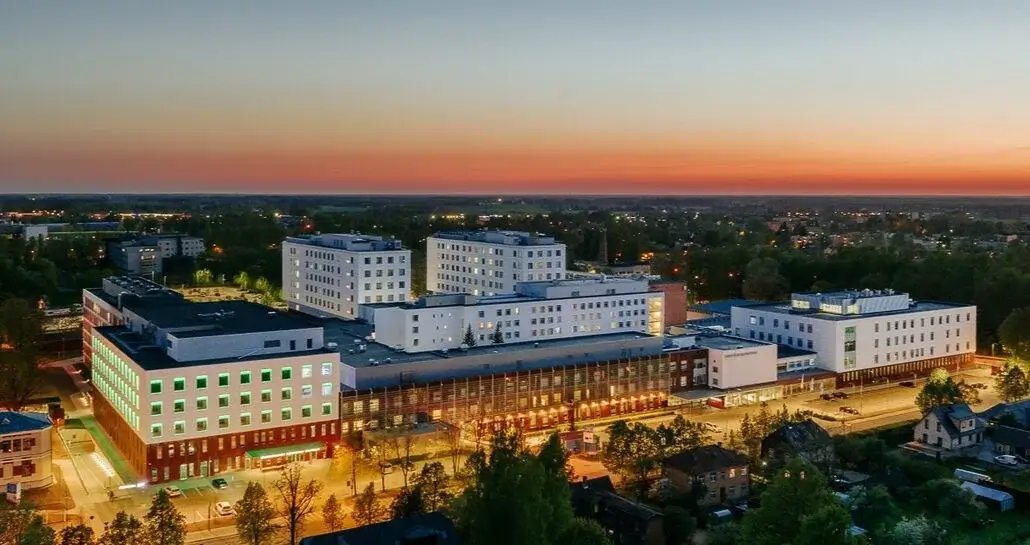 Tartu universiteto ligoninė / Andres Tennus