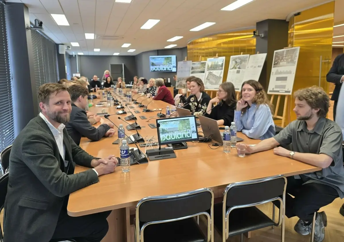 Turgaus ir aikštės sprendiniai