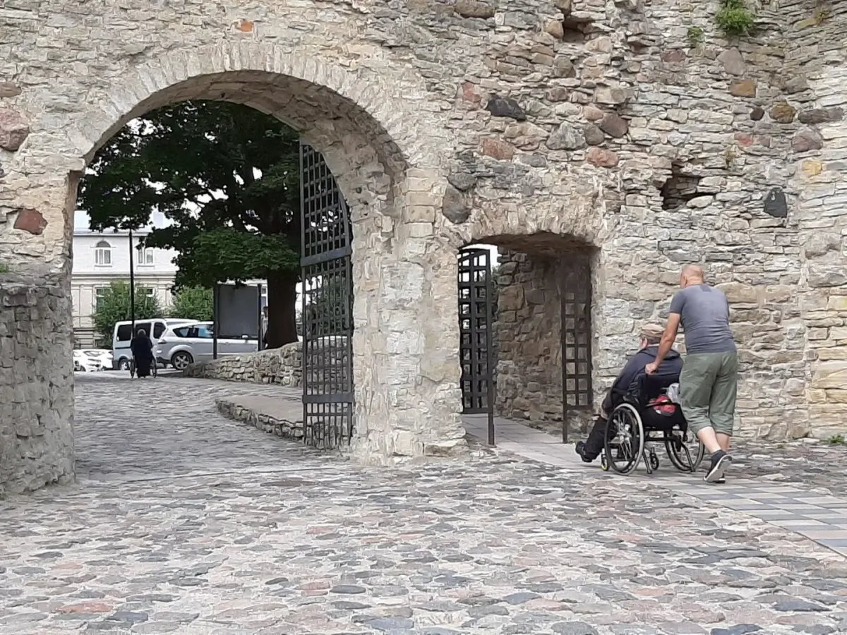Kultūros paveldas, neįgalieji