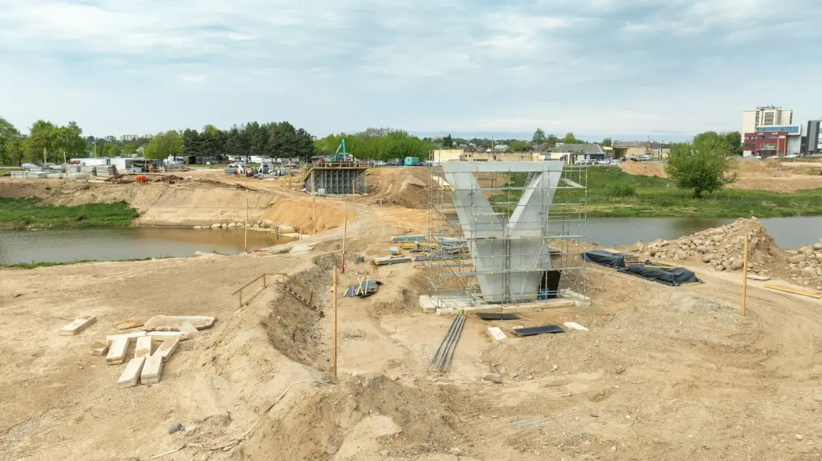 Būsimojo pėsčiųjų ir dviratininkų tilto statybos