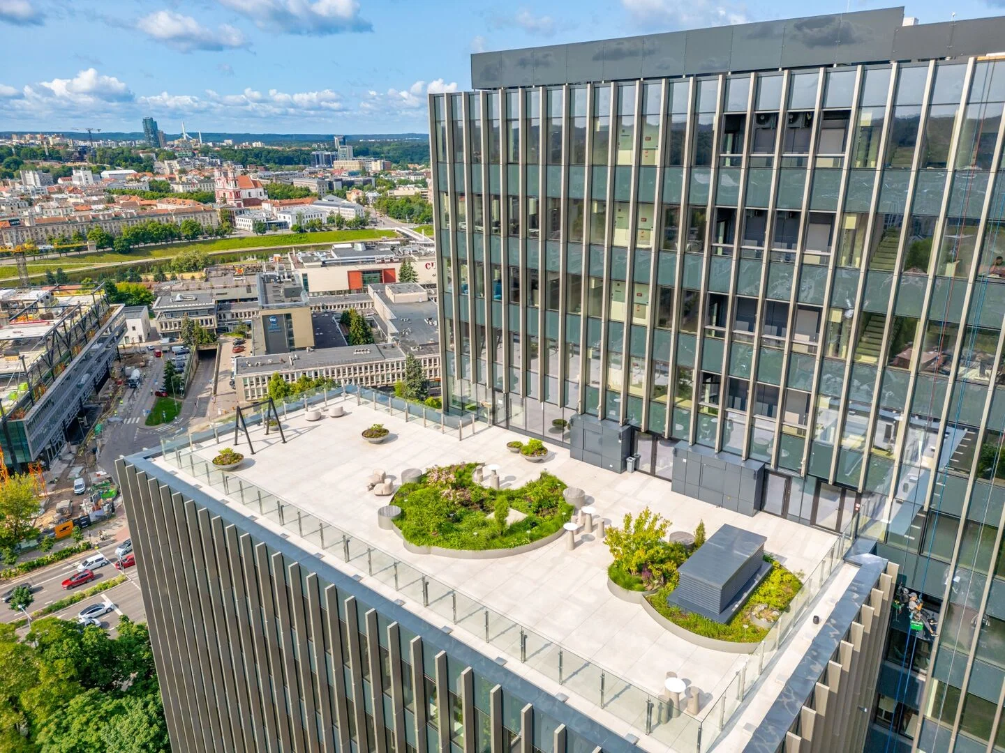 Vilniaus terasa ant stogo